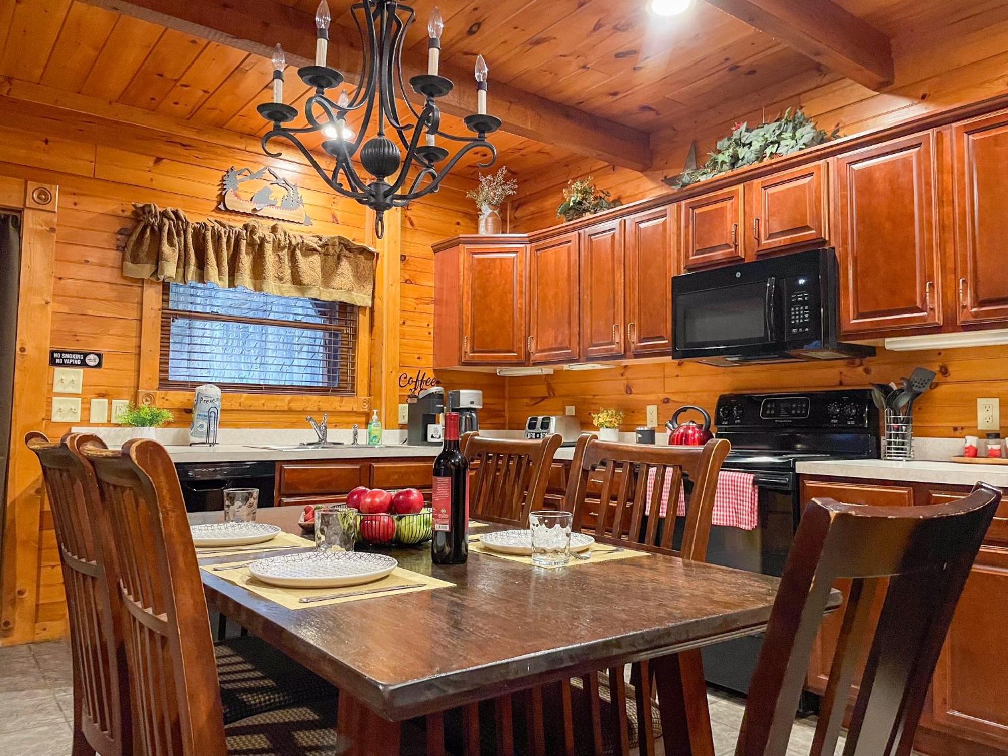 Spacious Resort Log Cabin, Easy Drive, Hot Tub, Arcade Gameroom, Mountain Vibe Gatlinburg Exterior foto